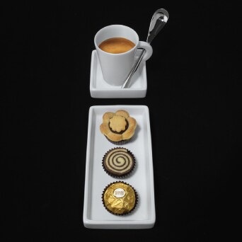Café Gourmand with Mini-Cakes - content