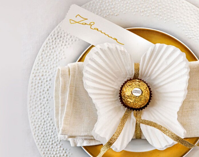 Serviettenring aus Muffinförmchen