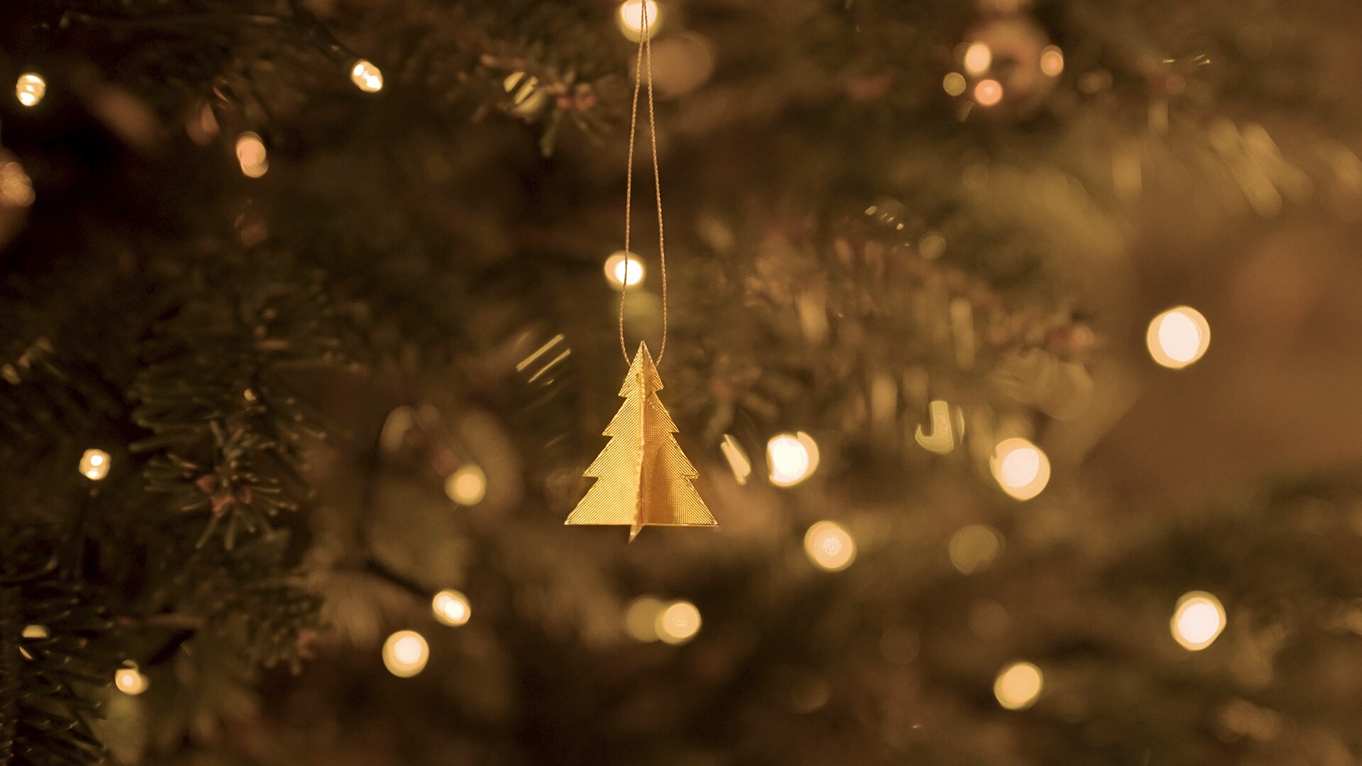 tree-gold