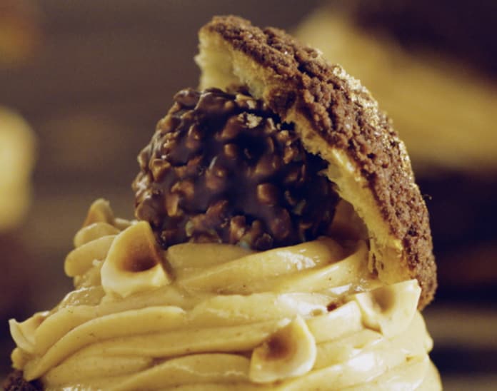 Le Paris Rouen Ferrero Rocher