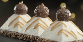 Ferrero Rocher XXL (La Meilleure Bûche de Noël)