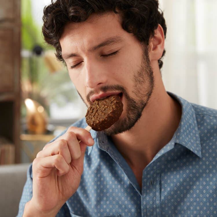 FERRERO ROCHER TEJCSOKOLÁDÉS JÉGKRÉM