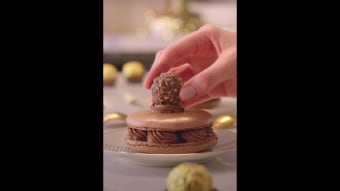 Macarrones de chocolate y avellana