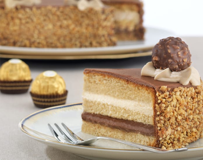 Torta s čokolado in lešniki