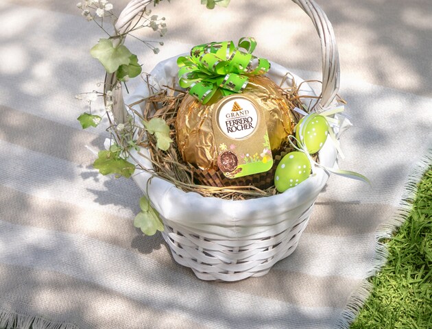 Grand Ferrero Rocher® Milk